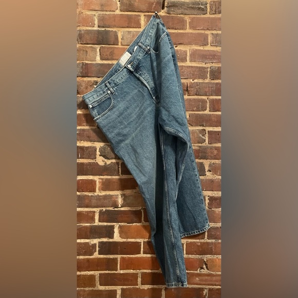 Everlane Rigid Way-High Jeans, Size 34, Worn-In Blue - Picture 3 of 4